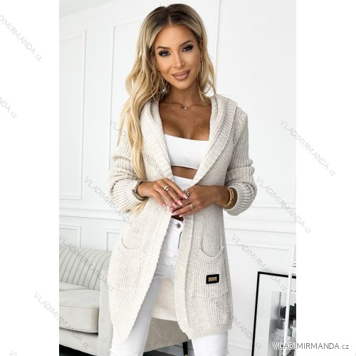 488-1 Cardigan - pelerína s kapucňou, vreckami a nášivkou - béžová