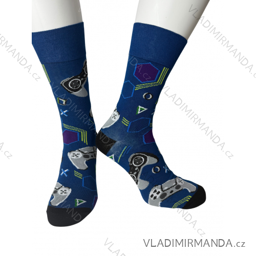 Ponožky veselé obrázkové slabé pánske herní  (41-43,44-46) POLSKÁ MODA DPP250820