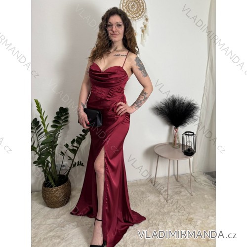 Šaty elegantní společenské na ramienka dámske (S/M ONE SIZE) TALIANSKA MÓDA FMPCH26M-5050/DUR S vínová